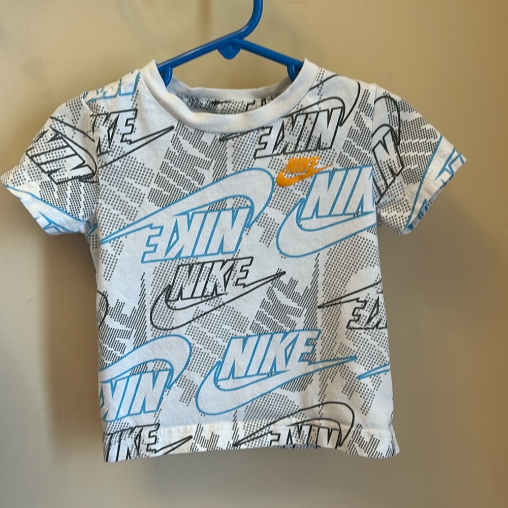 Nike short sleeve T Shirt Size 2T